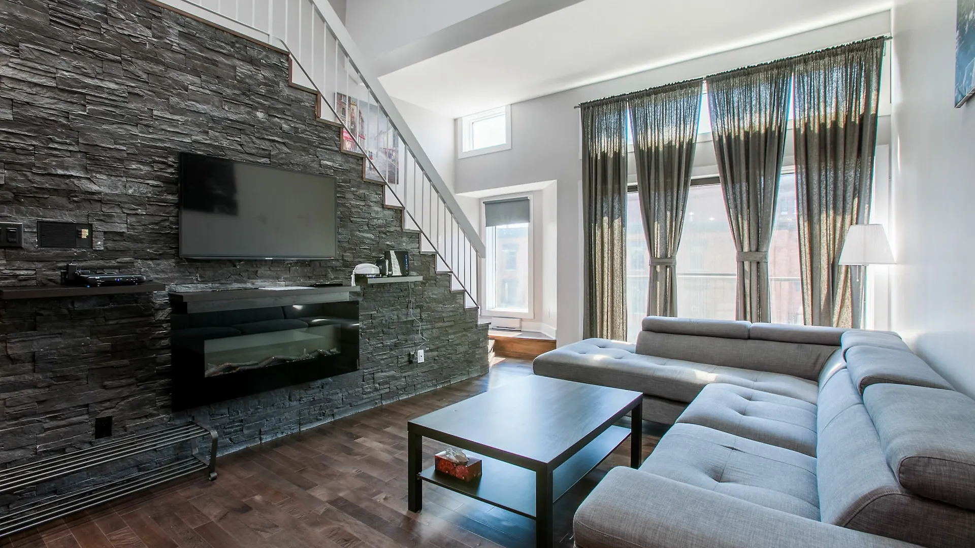 Apartment Lmvr - The Sherbrooke Montreal