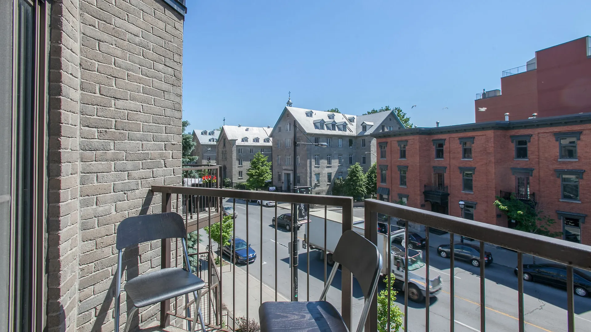 Lmvr - The Sherbrooke Montreal Canada
